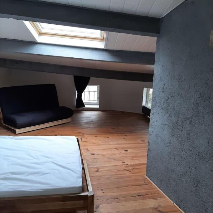 Maison De Ville Vic-le-Comte Bagian luar foto